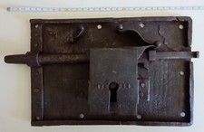 ANTICA ENORME GRANDE SERRATURA IN FERRO PESANTE VEDI...