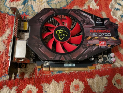 Xfx ati radeon 5750 gb - xfx,