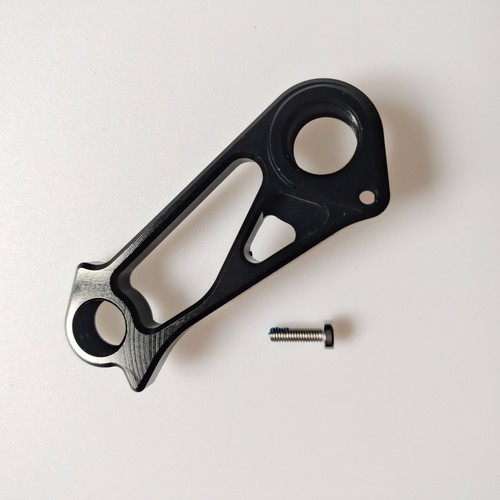 Dropout hardware per - dropout,