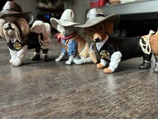 Statuina cavallo cowboy The Hampton Collection Spurs N Fur Datsun Shitzu