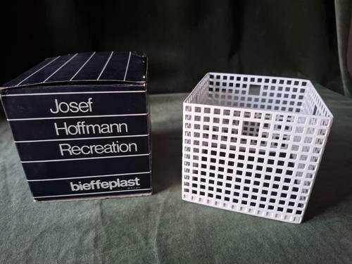 Josef hoffmann recreation - hoffmann,