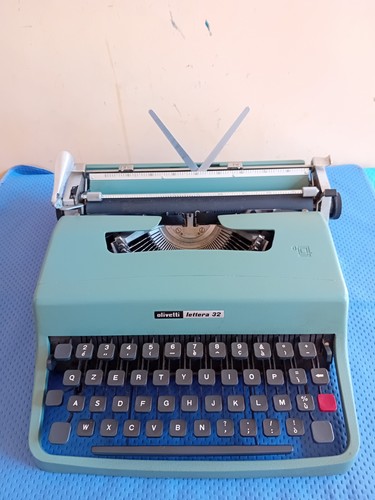 Lettera olivetti macchina - olivetti,