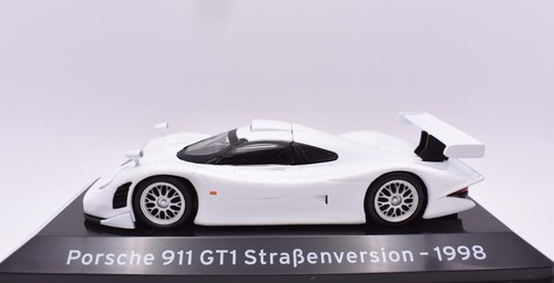 Modellino auto racing scala