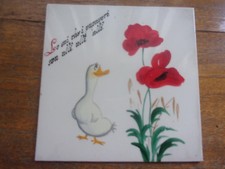 Piastrella antica vintage mattonella dipinta a mano papaveri e papere