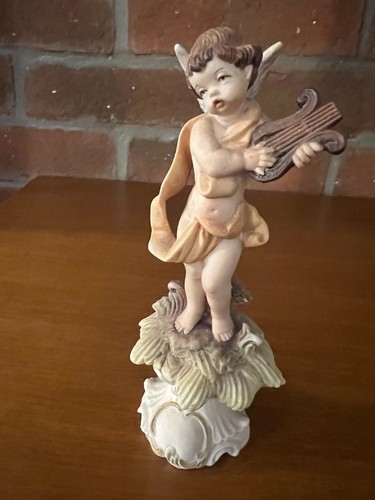 Capodimonte porcellana angelo