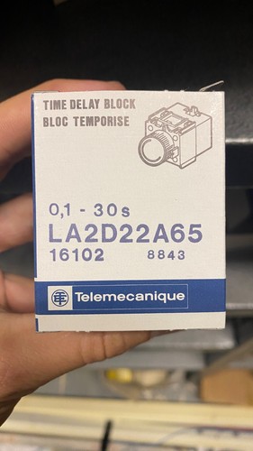 Telemecanique la2 d22 a65 - , time
