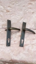 ANTICA COPPIA DI  MANIGLIE IN OTTONE CON PLACCA LUNGA  PORTA  PORTONE FORO JALE