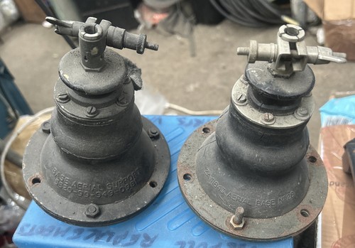 Vehicle antenna base - vehicle,