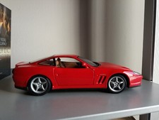 1/18 Maisto FERRARI 550 Maranello, Rosso corsa apribile