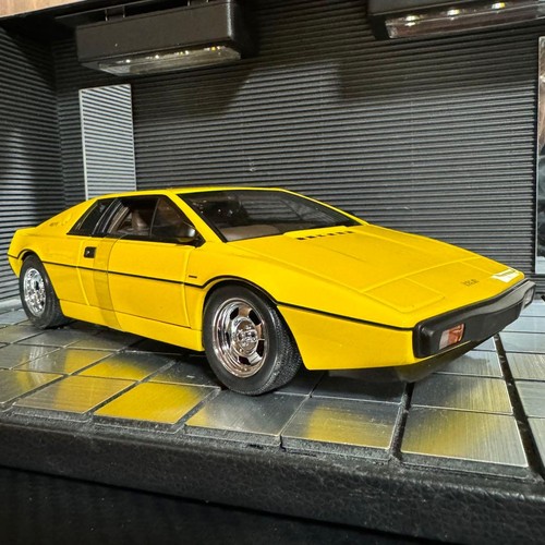 Minicar autoart lotus - minicar, 1/18