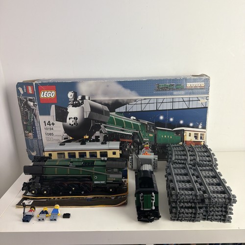 Lego 10194 set - lego,