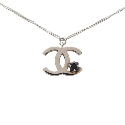 Collana con ciondolo - , chanel
