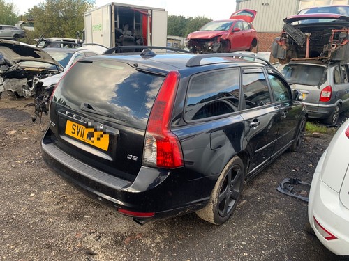 Volvo v50 2011 - volvo, d3