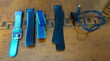 Caricabatterie Fitbit Charge 5 originale + 4 cinturini nuovi