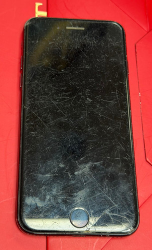 Apple iphone 32gb - 7,