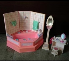 Barbie vintage. Bagno bathroom sweet Roses anni 80