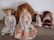 Bambole di porcellana da collezione
