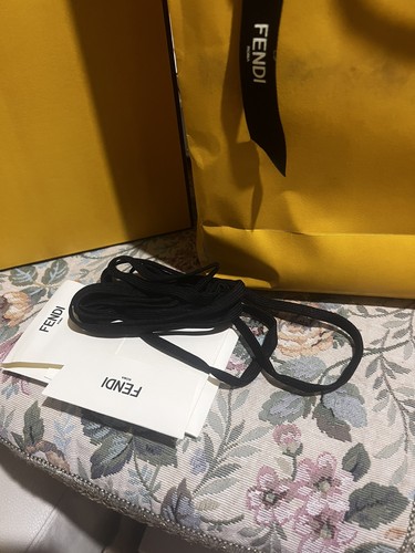 Scatole vuote fendi