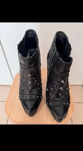 Stivaletto icone con - stivaletto, borchie