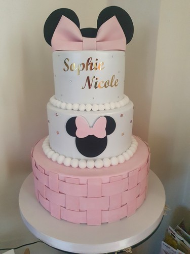 Torta finta compleanno minnie - torta,
