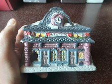 CASA IN CERAMICA,  STATTOM DIMENSIONI 12,5X12,5X8,5 FINESTRA DANNEGGIATA VEDI FO