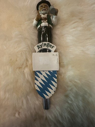 Rubinetto birra uomo tedesco