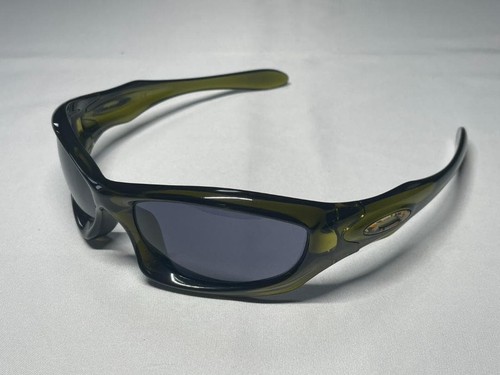 Oakley monster dog - oakley,