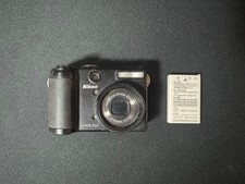 Nikon Coolpix P5000 fotocamera digitale compatta 3x zoom ottico LCD