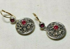 Vintage Earrings in Gold