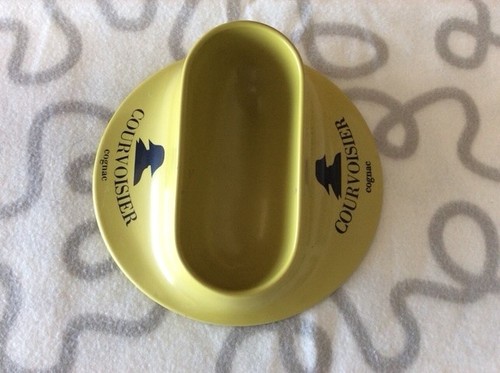 Repose pipe courvoisier - ,