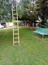 Scala a pioli in legno