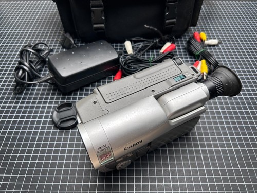 Canon v40 hie - hie,, testata