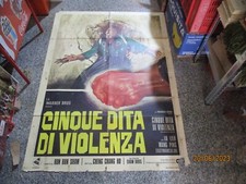 CINQUE DITA DI VIOLENZA