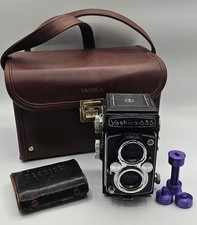 Yashica 635 TLR fotocamera pellicola con kit adattatore completo 35 mm e custodia in pelle vintage