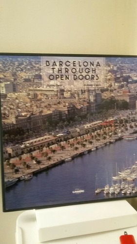 Barcelona through open - through,