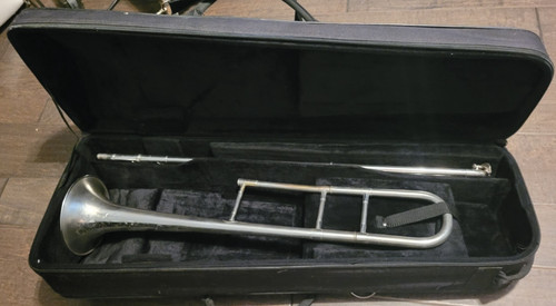 Vintage king trombone - h.n.,