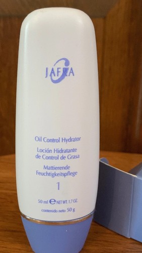 Jafra oil control hydrator - control,