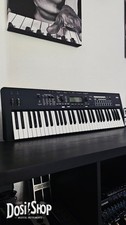 Korg Kross 2 61 Keys Synthesizer Workstation – Mint Condition – Warranty Include