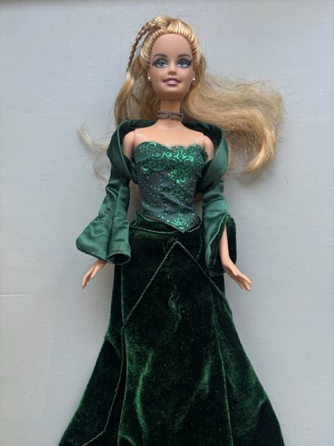 Barbie happy holidays 2004 - happy,