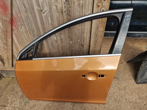 Volvo v60 mk1 design - v60, r-design