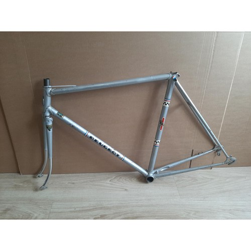 Cadre velo peugeot - cadre,