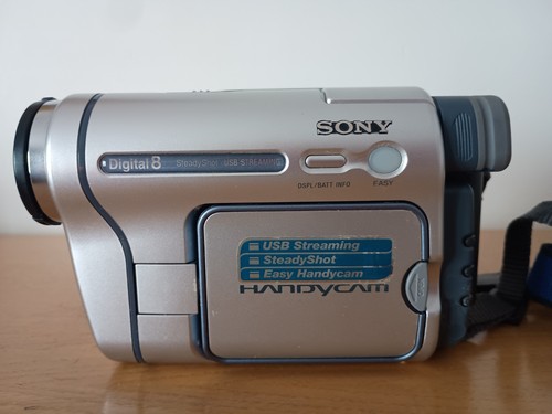 Sony digital handycam trv - sony,