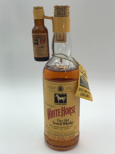White horse cellar fine old - white,