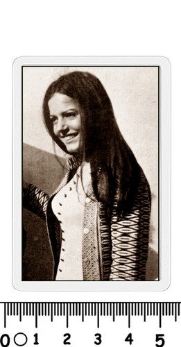Calamita cantante famoso nada - famoso,