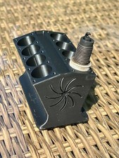 Spark plug holder - Spark plug
