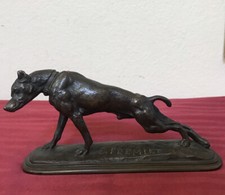 Antica scultura cane boxer Pit