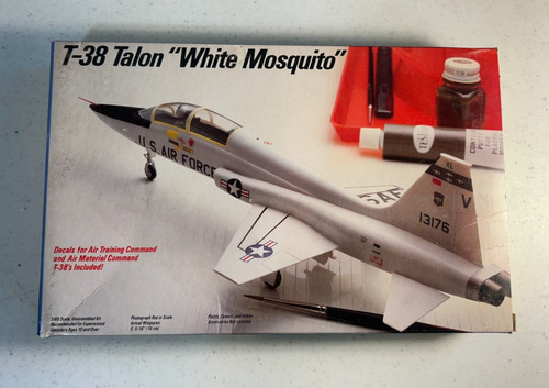 1985 testors fujimi t - -,