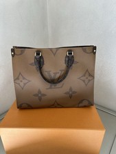 louis vuitton onthego mm tote