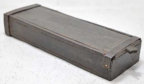 Antico wooden che - antico,