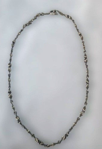 Bloody mary chain necklace - bloody,
